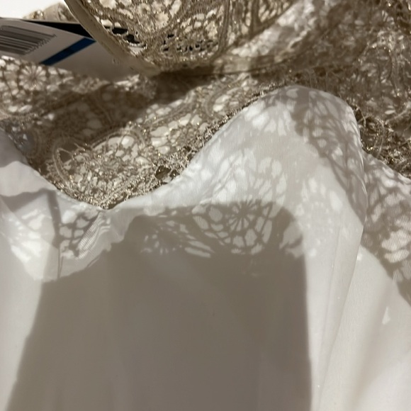 🆕Lace padded cropped top XXs pit 15.5” l 14” - Picture 8 of 11